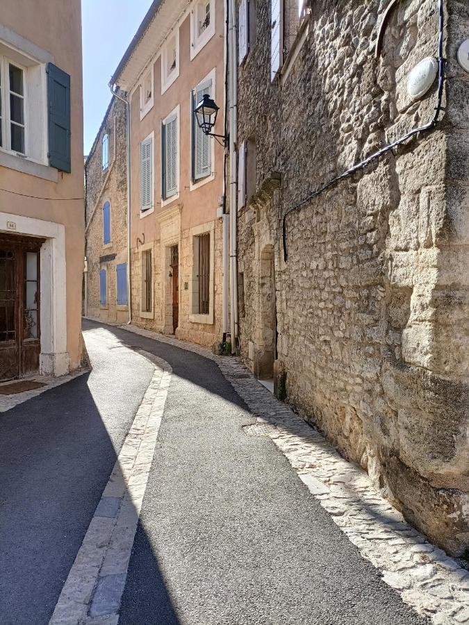 À l'étape des jeunes randonneurs Saignon Extérieur photo